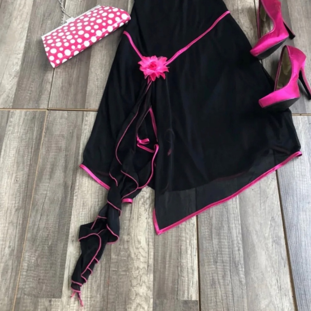 Pinup Retro Halter Dress - Picture 2 of 6